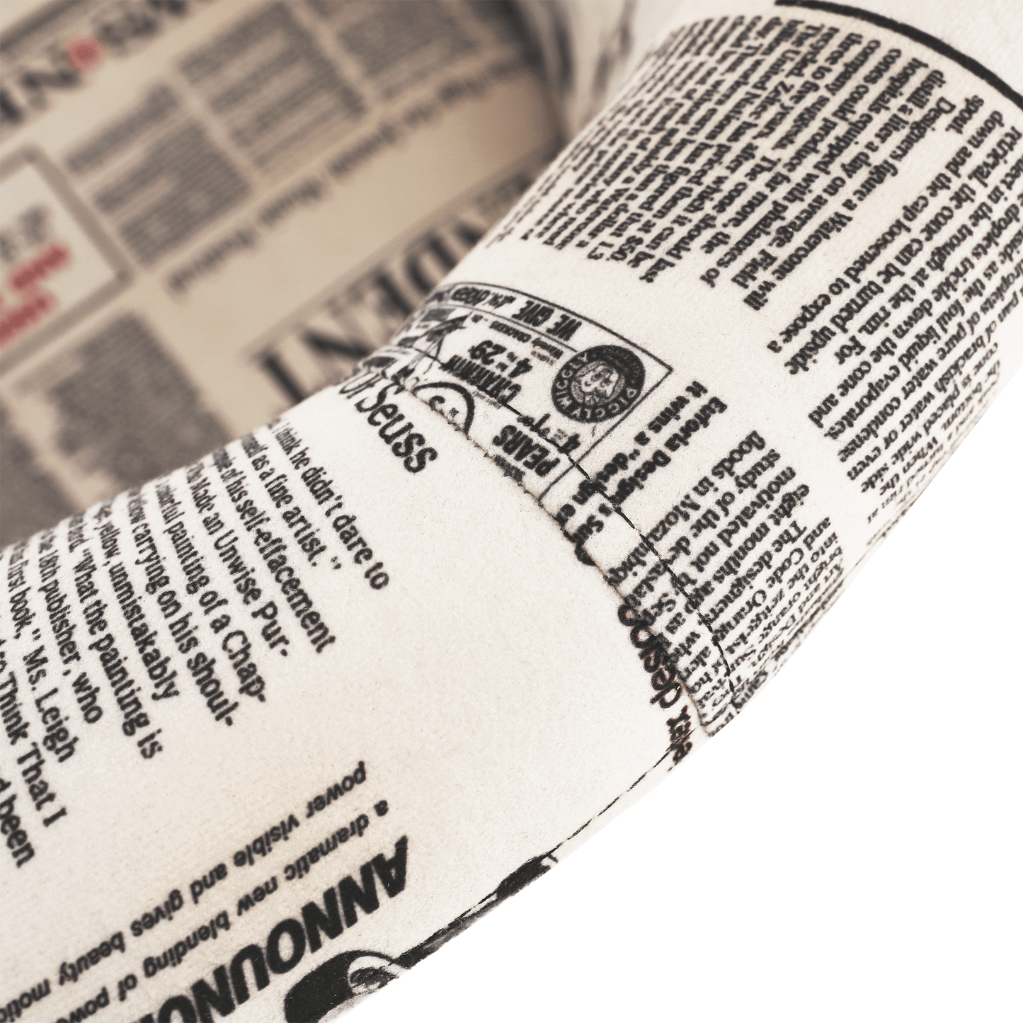 Fotoliu de club, material textil motiv ziare, CUBA